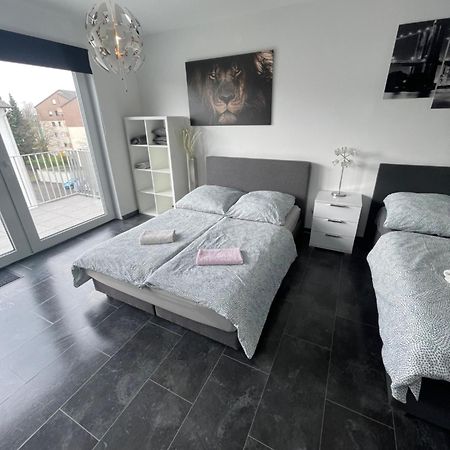 Exklusive Moderne Wohnung Giessen Stadtnaehe Mit Balkon Annerod Bagian luar foto