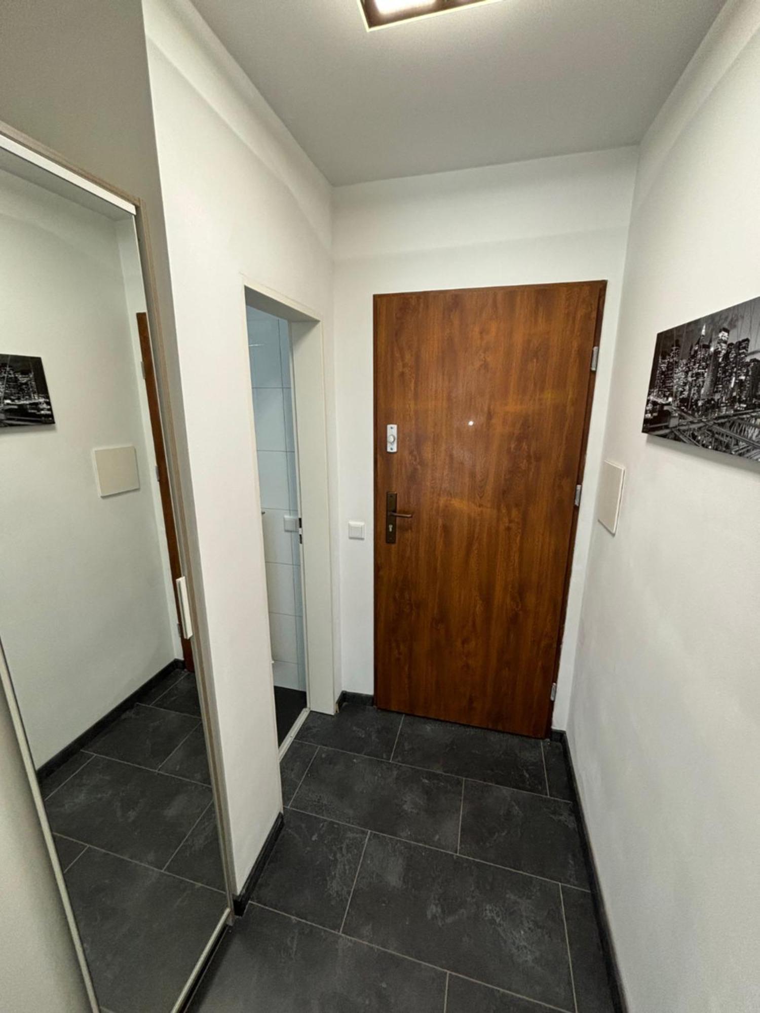 Exklusive Moderne Wohnung Giessen Stadtnaehe Mit Balkon Annerod Bagian luar foto